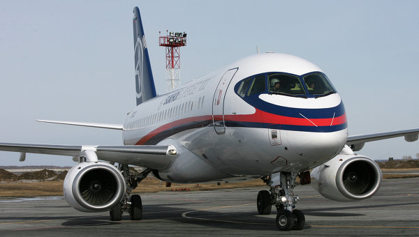 http://tourdream.net/wp-content/uploads/2012/05/2012-05-14_03_Sukhoi-Superjet-100.jpg