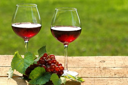Вино Виноград на Природе