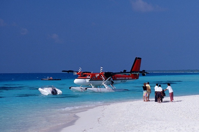Вода Воздушное Такси Самолет Пляж Индийский Океан Атолл Ари Белый Песок Мальдивы