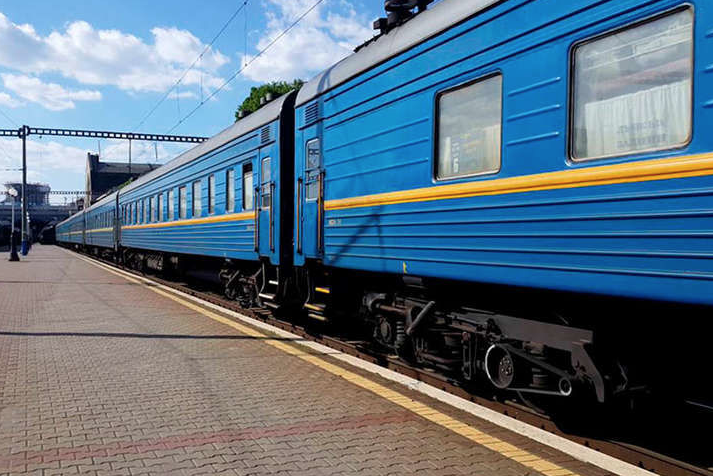 «Укрзализныця» назвала причину задержки семи поездов, которые отправляются из Киева